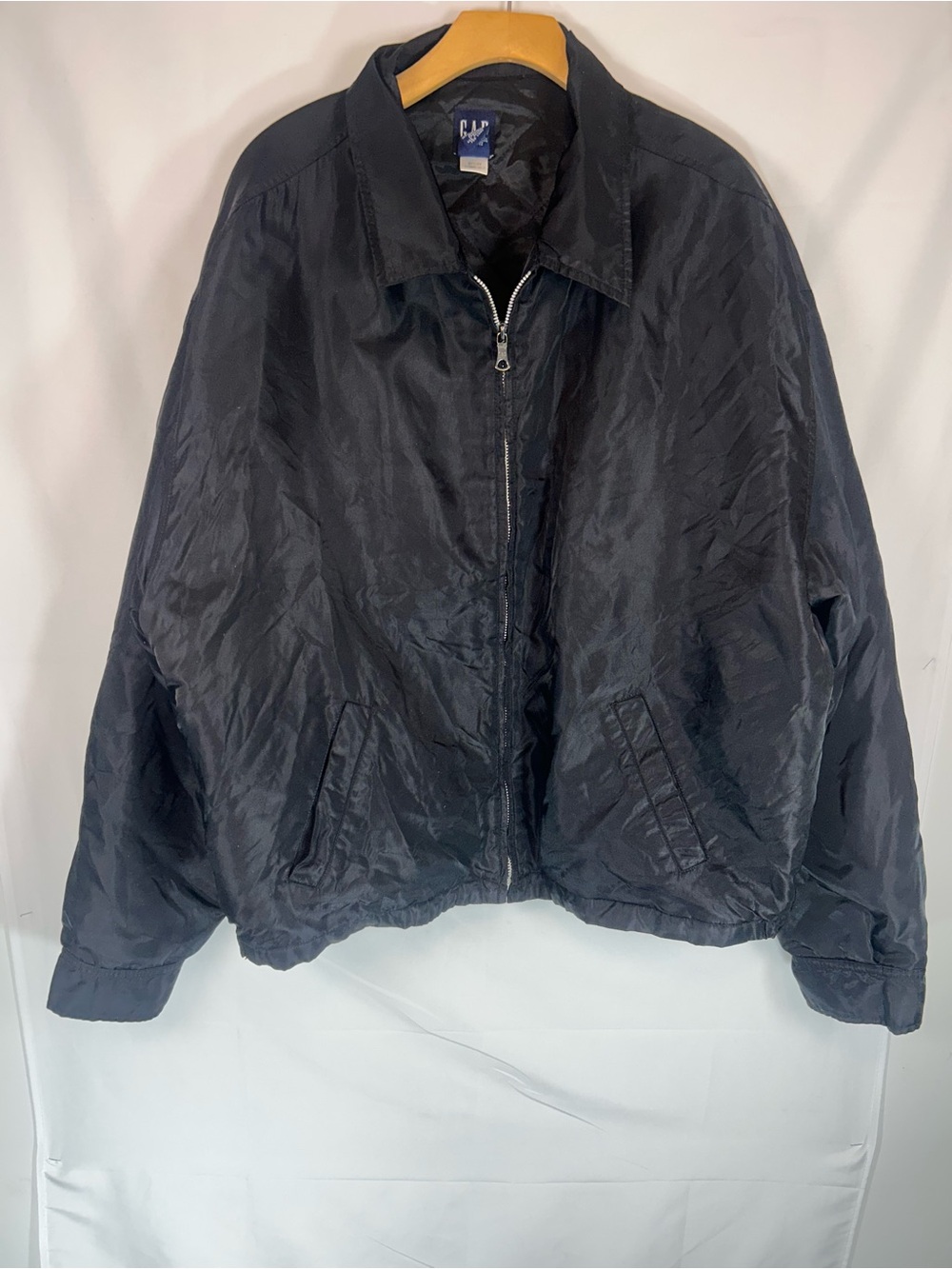 GAP Men's Black Zip-Front Lightweight Jacket